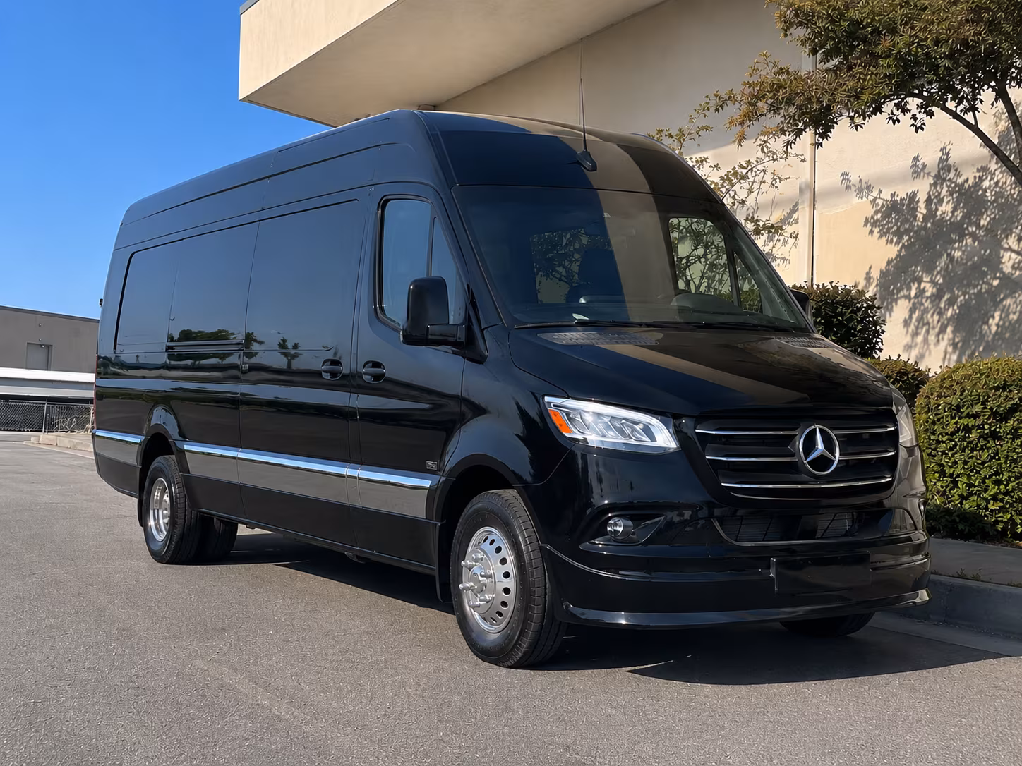 corona sprinter limousine